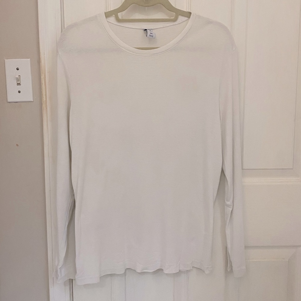 GAP Classic Long Sleeve, Crewneck Tee Shirt in White